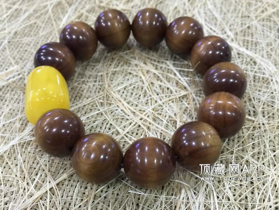 老山檀香手串盤(pán)出犀角光澤，這么簡(jiǎn)單？！看來(lái)以前盤(pán)的白費(fèi)了